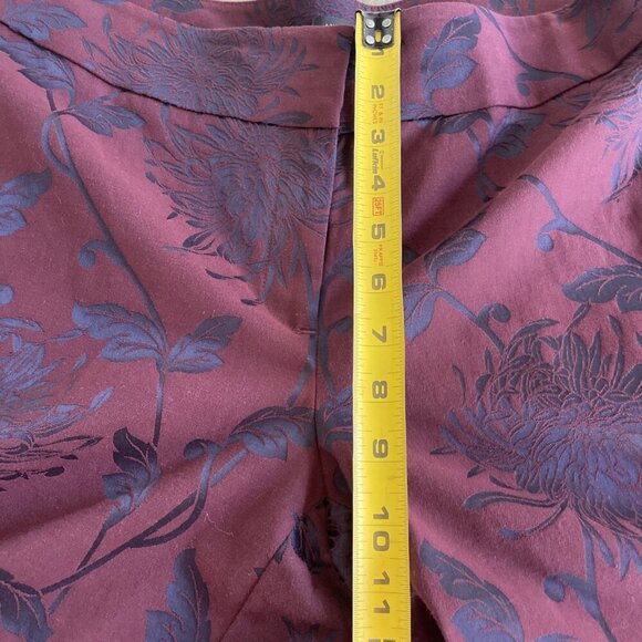 Ann Taylor FactorySignature Floral Chino Pants Stretch Maroon Curvy Size 8 (M5) - Picture 5 of 9